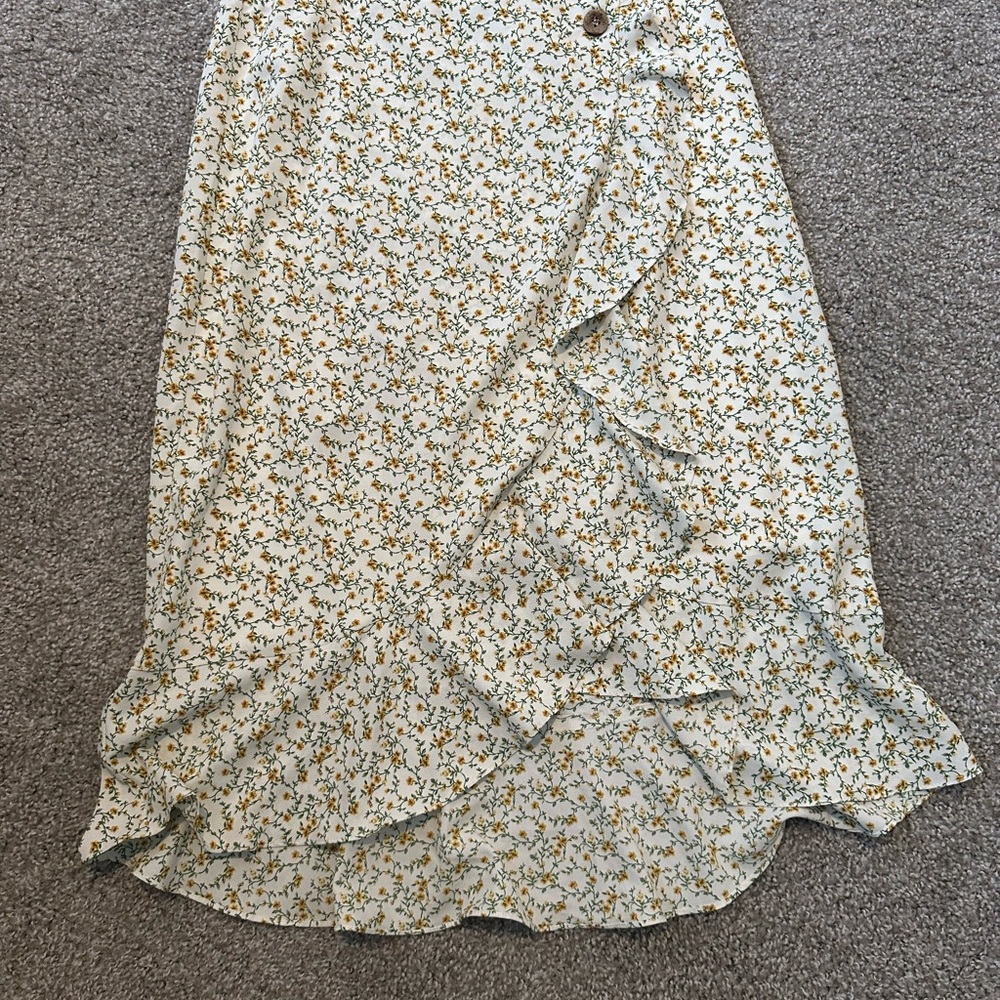 Floral Print Ruffle Skirt - White